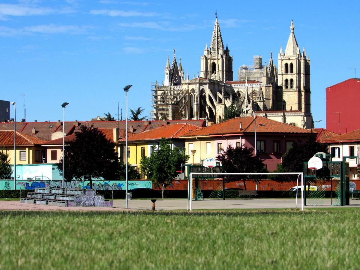 Www Parques De La Catedral Travel Com Parking Privado Gratis Apartment Leon Bagian luar foto